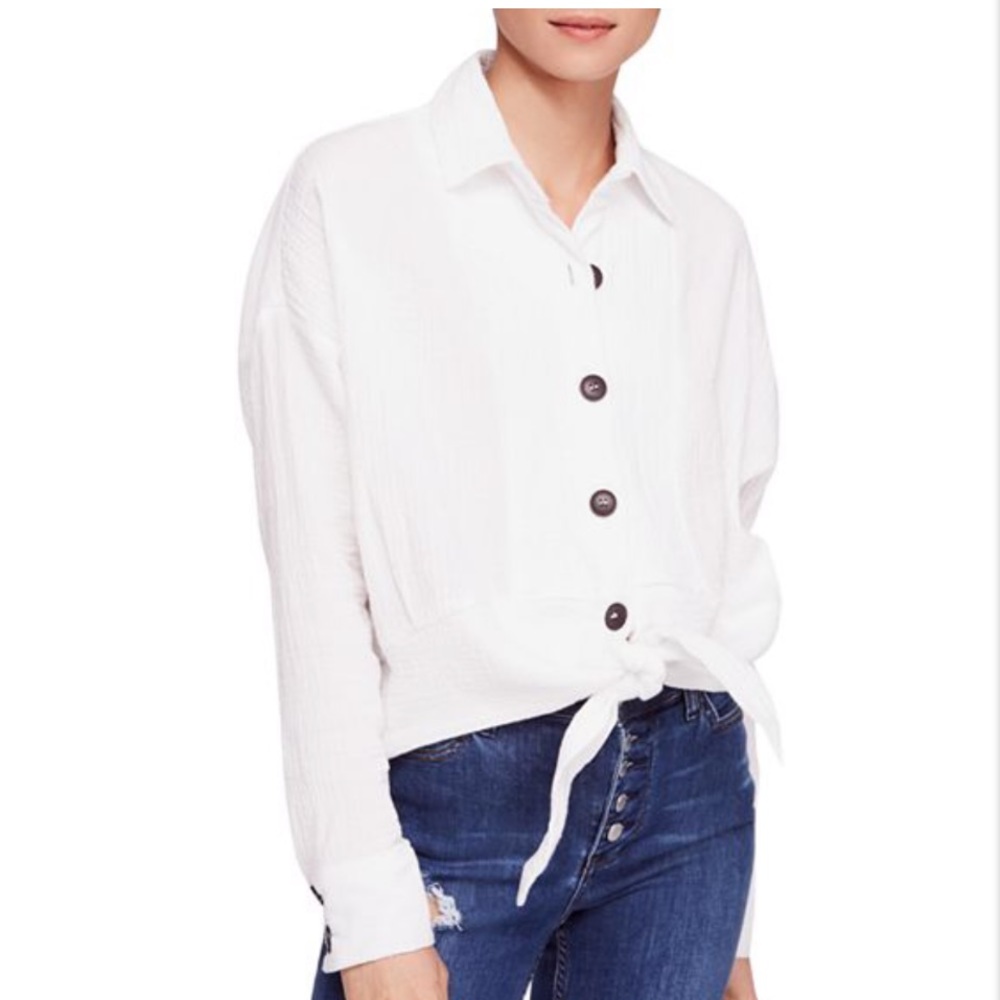 🏷Free People Sunstreaks Tie Front Shirt